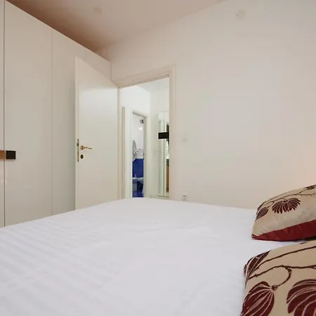 Tramontana With Sea View 트로기르