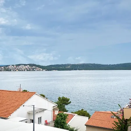 Tramontana With Sea View * Trogir