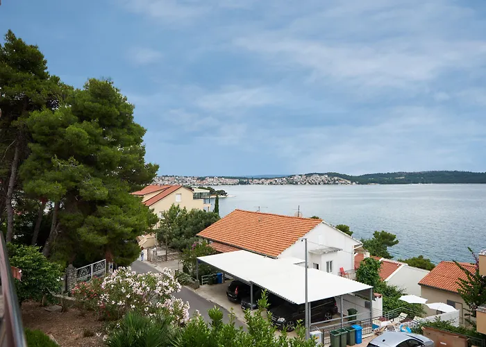 Tramontana With Sea View Apartman Trogir